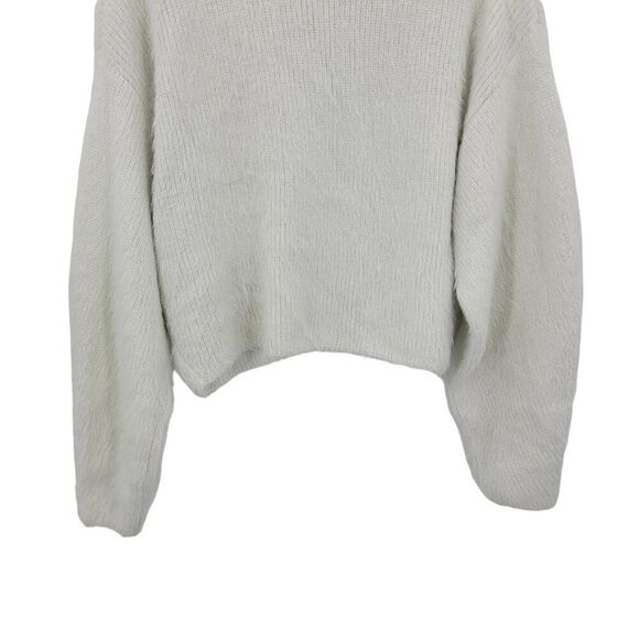 IDENTITY Eyelash Turtleneck Sweater S White Bishop Sleeve Plush Fuzzy Comfy - Picture 8 of 9